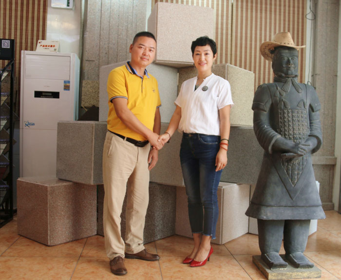 國際進出口貿易何總來鑫浪考察700水包水多彩技術