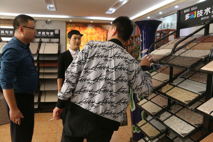 熱烈歡迎西安辦廠客戶孫總、張總、楊總來鑫浪進(jìn)行技術(shù)交流